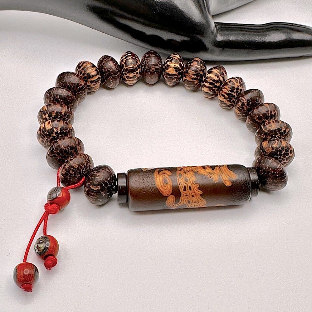 BODHI SEEDS + AGATE DRAGON NATURAL BRACELET size 7”
